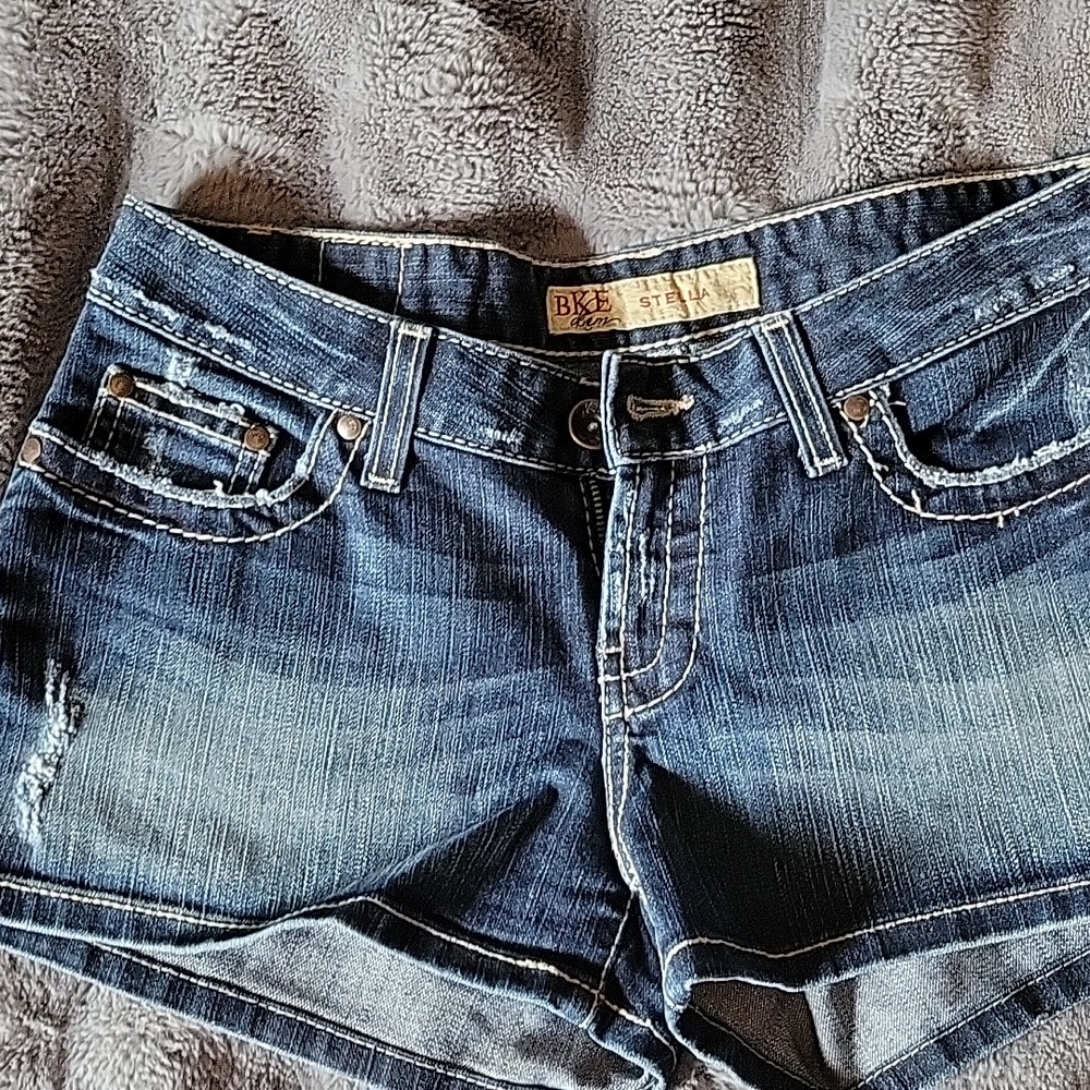 BKE Jean shorts.  Back pocket detail